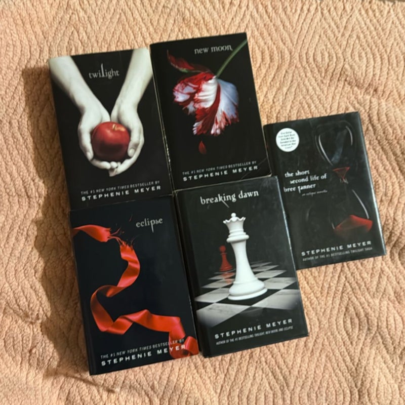 Twilight • New Moon • Eclipse • Breaking Dawn + novella