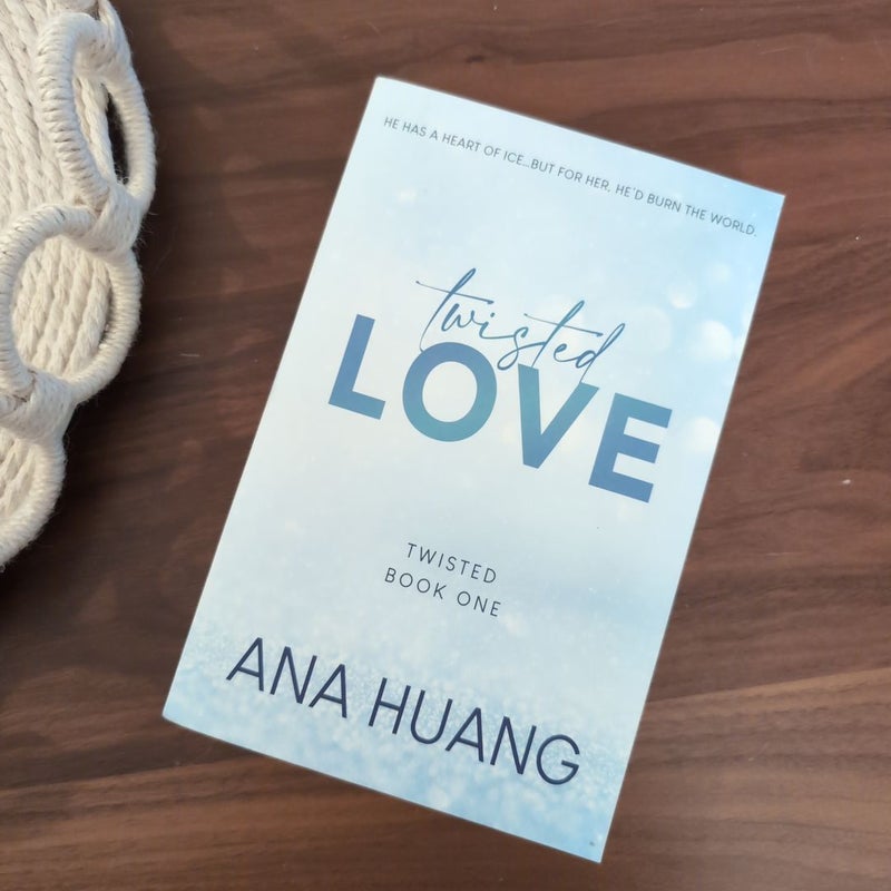 Twisted Love by Ana Huang, Paperback | Pangobooks