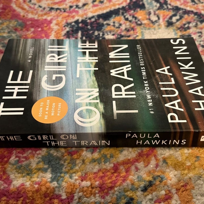 The Girl on the Train: A Novel Paperback  By Paula Hawkins VG