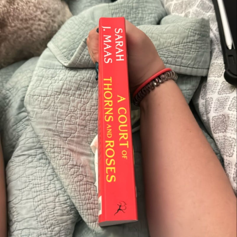 A Court of Thorns and Roses