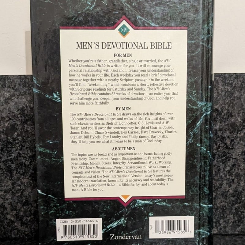 NIV Men's Devotional Bible