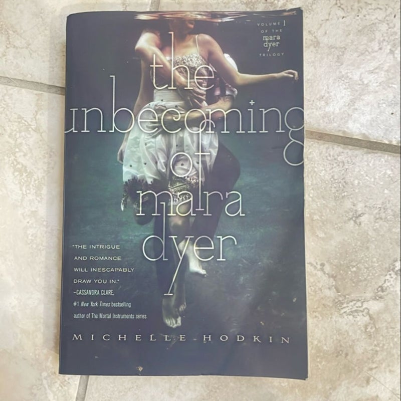 The Unbecoming of Mara Dyer