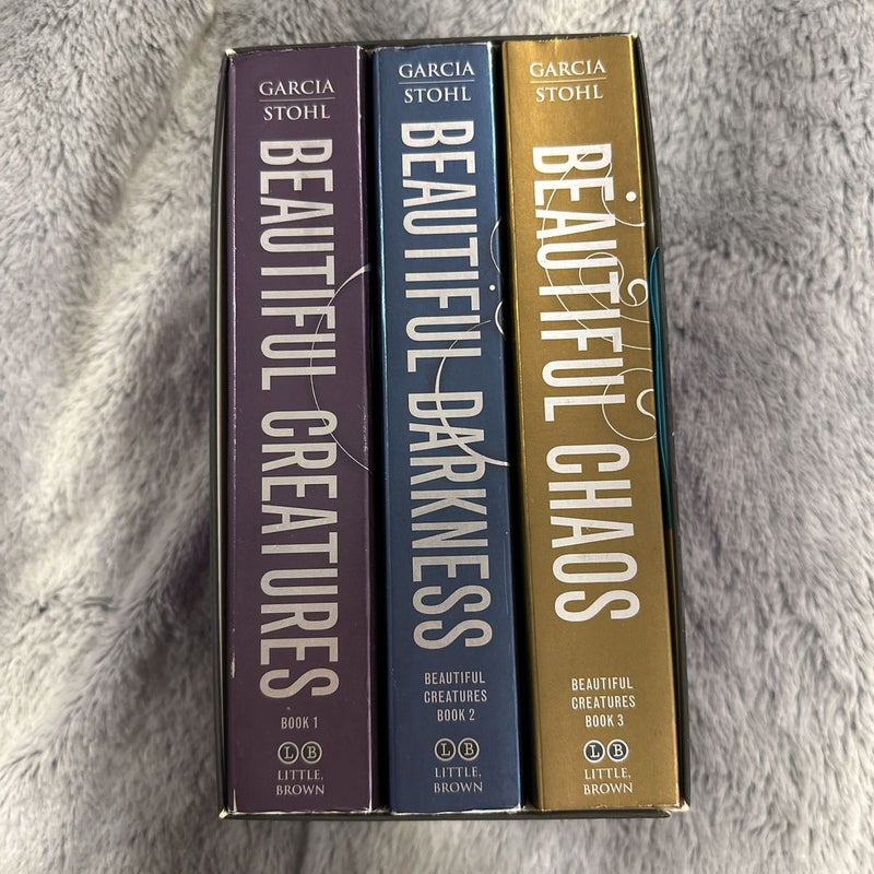 The Beautiful Creatures Paperback Set: Beautiful Creatures, Beautiful Darkness, Beautiful Chaos