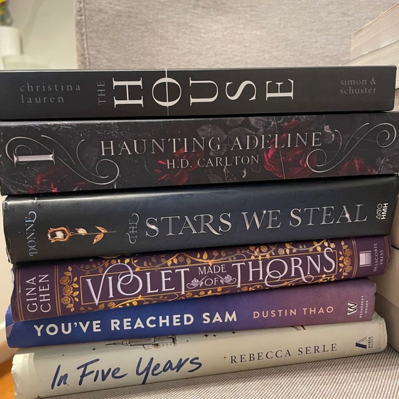 Book Bundle! Feel free to DM me if you’re interested in any 