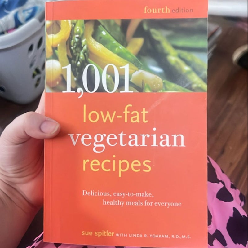 1,001 Low-Fat Vegetarian Recipes