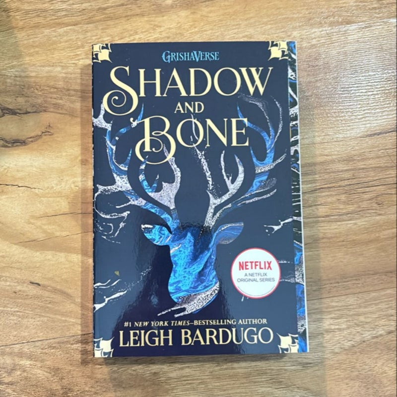 The Shadow and Bone Trilogy Boxed Set