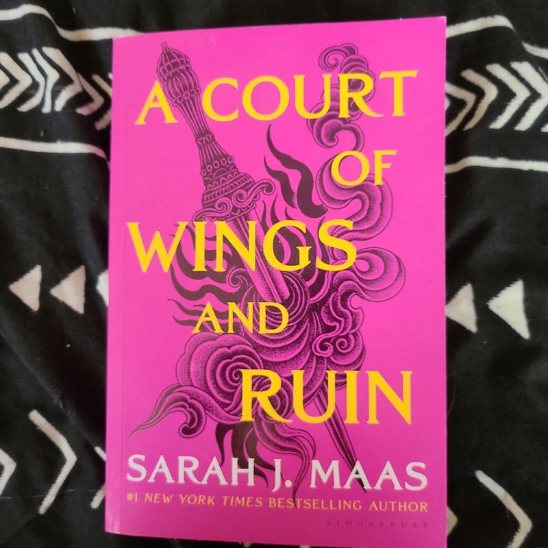 A Court of Wings and Ruin