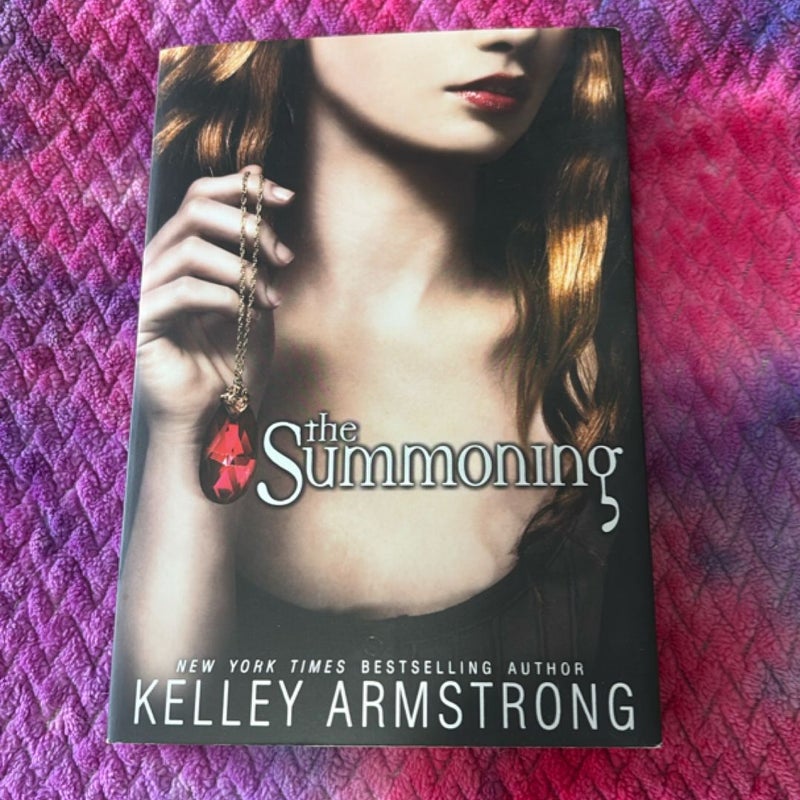 The Darkest Powers Series, Book 1: the Summoning