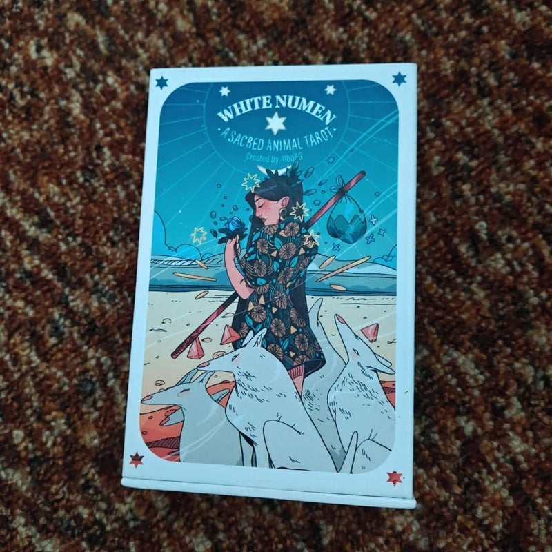 White Numen: a Sacred Animal Tarot