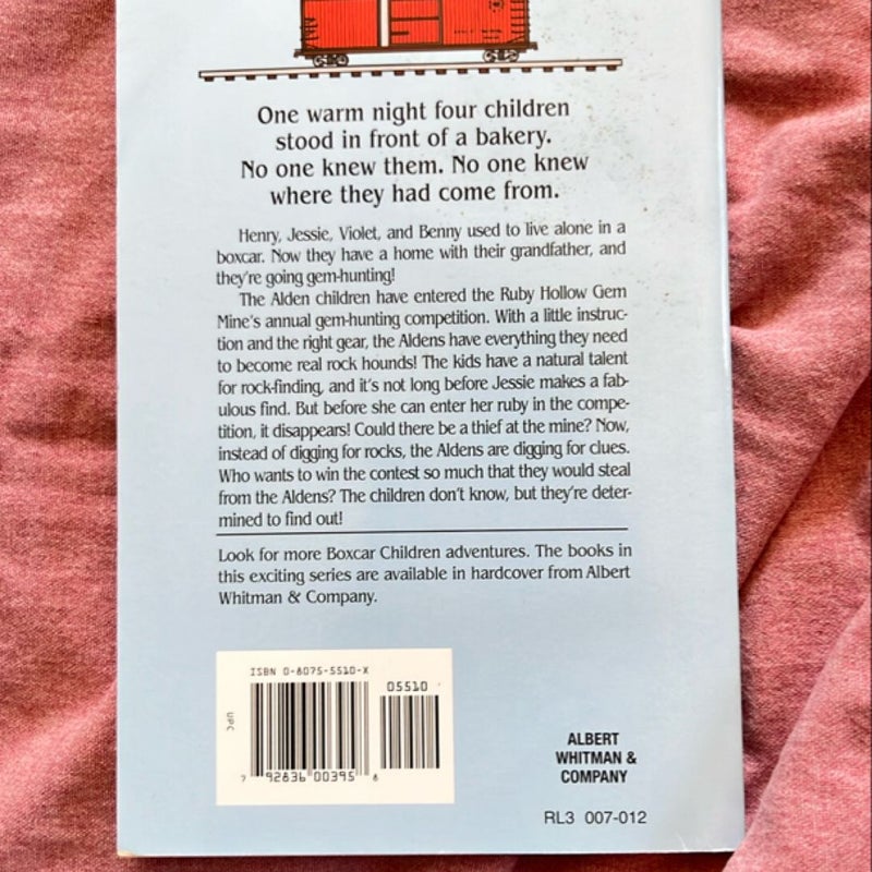 The mystery of the star ruby  