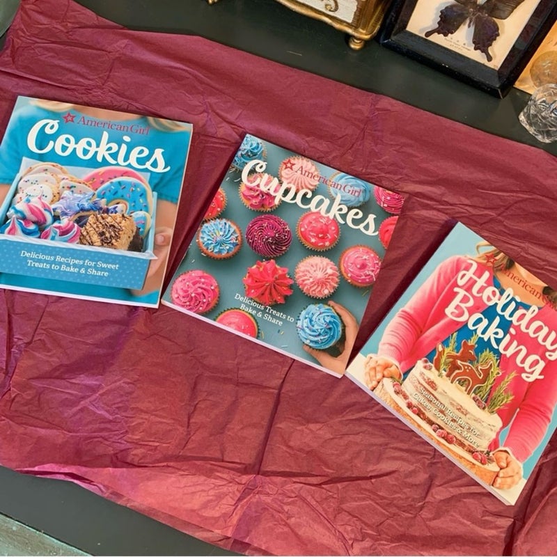 American Girl My Holiday Cookbook Collection (Holiday Baking, Cookies, Cupcakes)