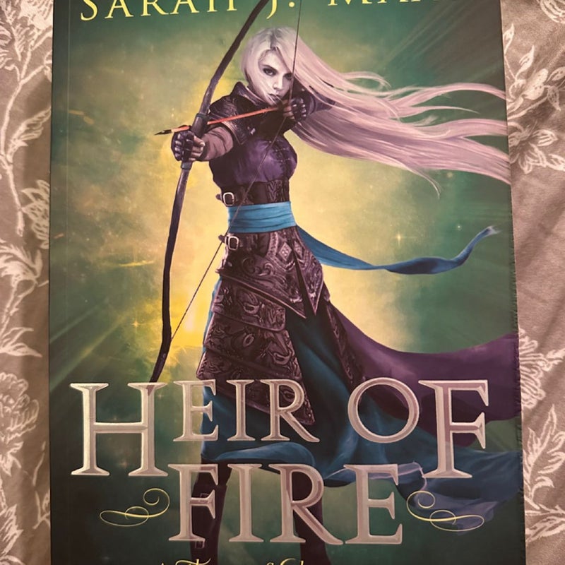 OOP Throne of Glass set 0.5-6 paperback