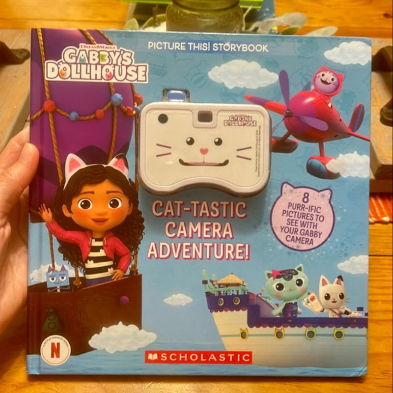 Cat-Tastic Camera Adventure! (Gabby's Dollhouse) a Picture This! Storybook (Media Tie-in)