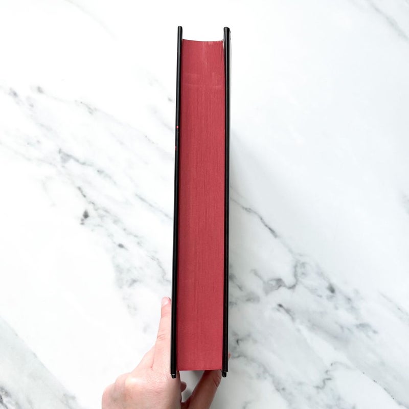 Kingdom of the Feared - Waterstones Exclusive Edition Sprayed Edges