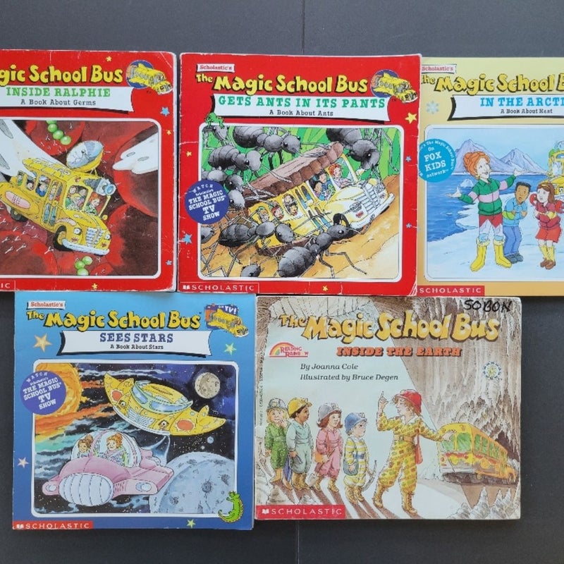 THE MAGIC SCHOOL BUS LOT OF 12 VINTAGE PBS TV 1990s SCHOLASTIC CHAPTER BOOKS RE
