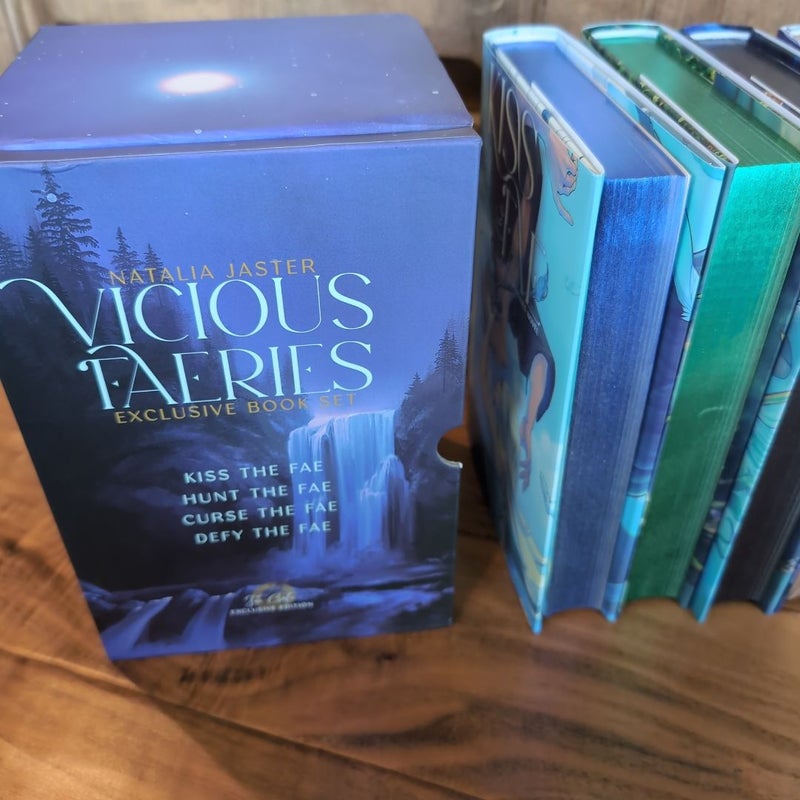 Vicious Faeries Boxset - Faecrate Signed Special Ed