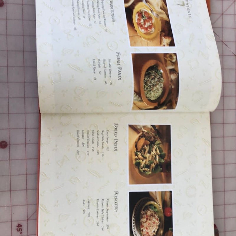 The Williams Sonoma Simple Classics Cookbook