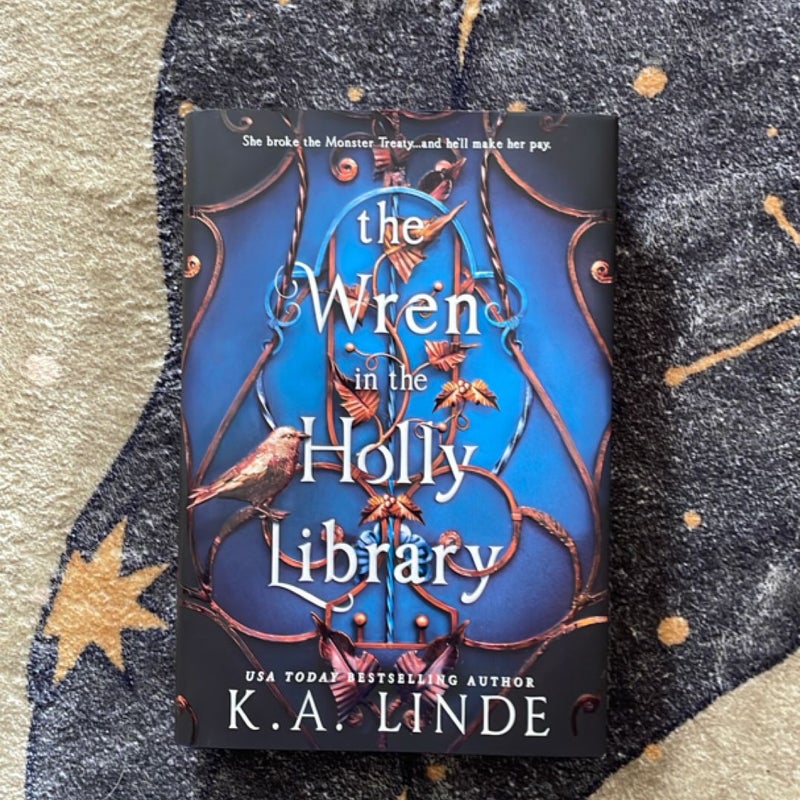The Wren in the Holly Library (Deluxe Limited Edition)