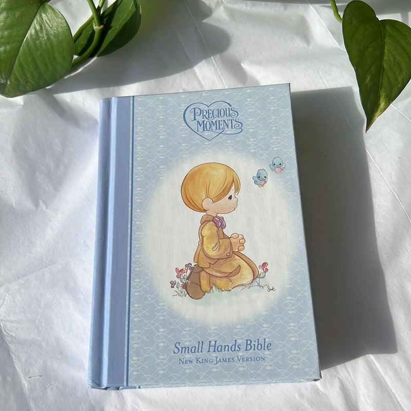 Precious moments: Small Hands Bible 