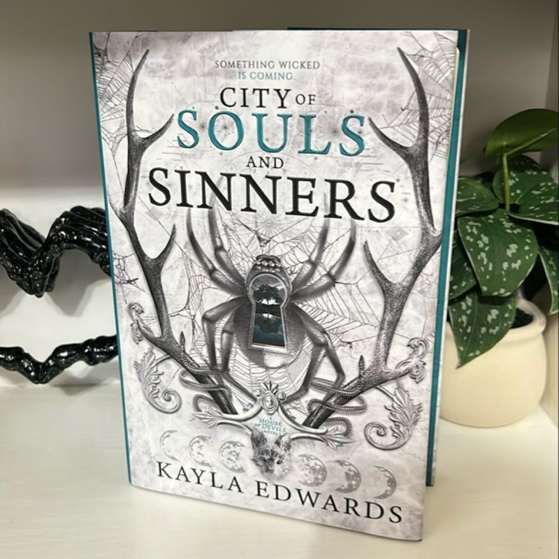 City of Souls and Sinners KAYLA EDWARDS