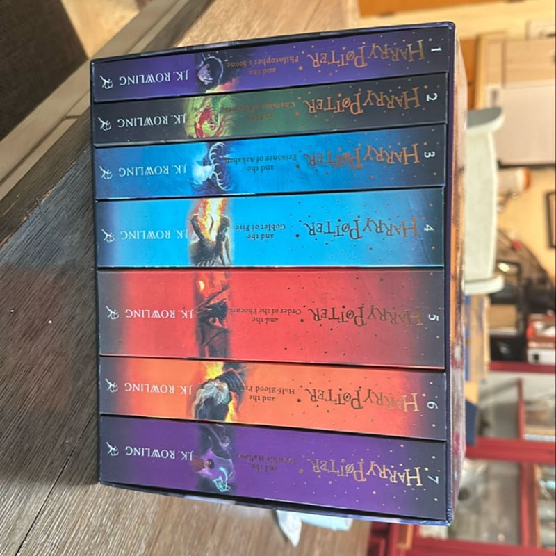 Harry Potter Box Set: the Complete Collection (Children's Paperback)