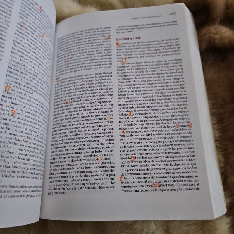 Sociología con aplicaciones en paises de habla hispana
