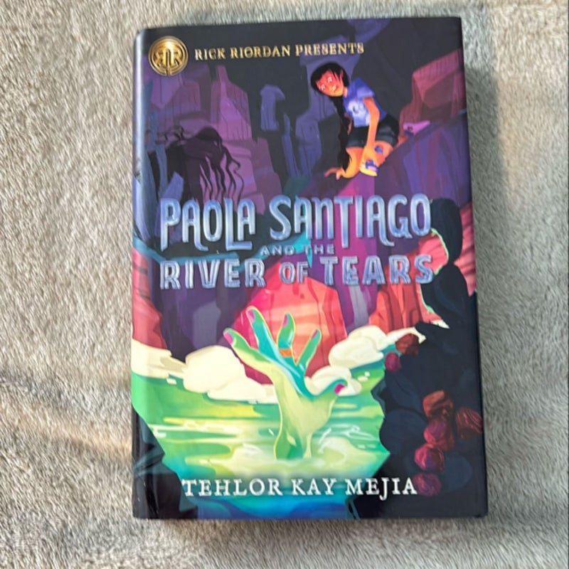 Paola Santiago and the River of Tears (a Paola Santiago Novel)