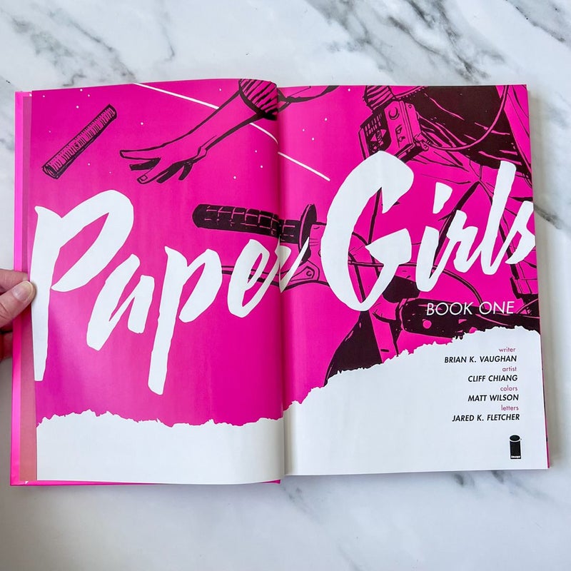 Paper Girls Deluxe Edition Volume 1