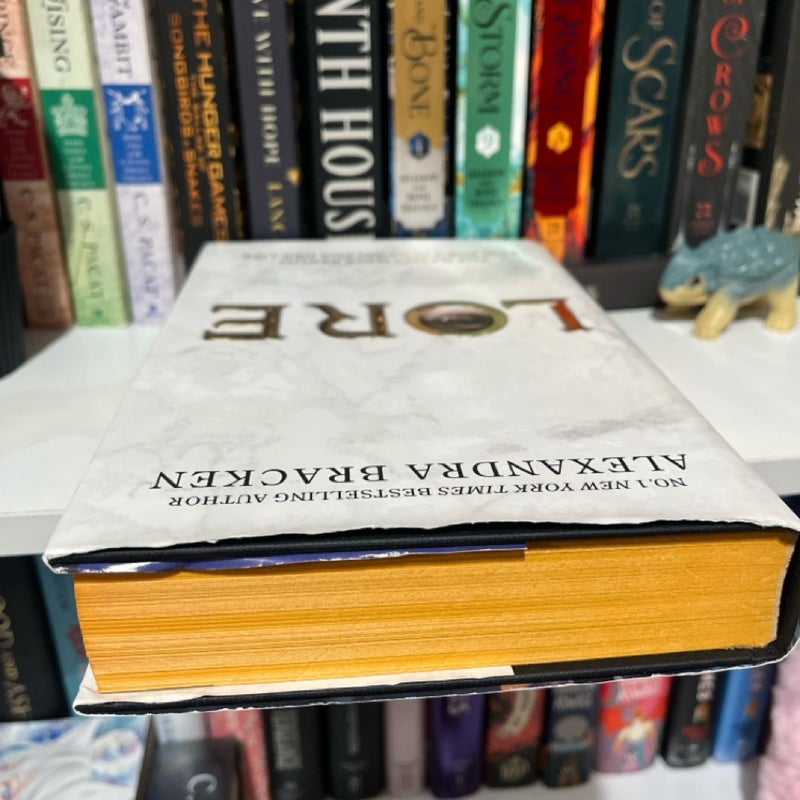 Lore (Fairyloot Special Edition)