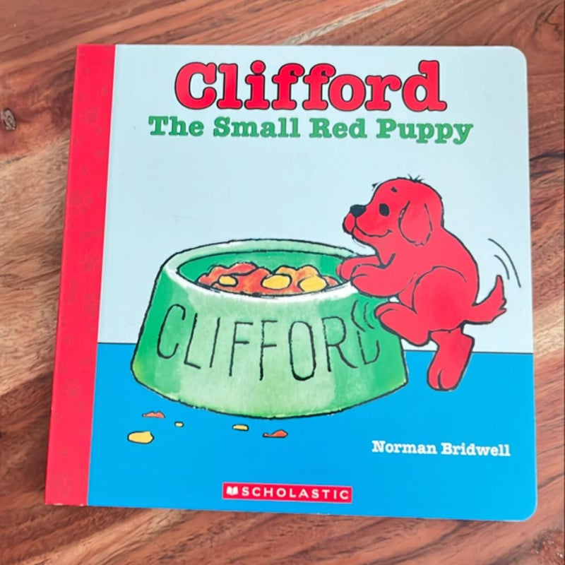 Clifford the Small Red Puppy (Board Book)