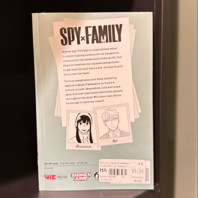 Spy X Family, Vol. 9