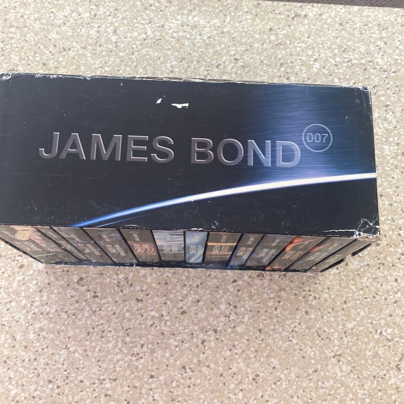 James Bond 007 gift set 