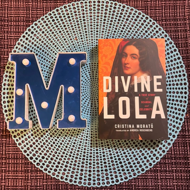 Divine Lola
