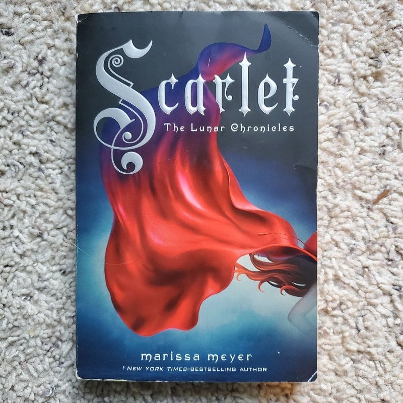 Scarlet (The Lunar Chronicles #2)