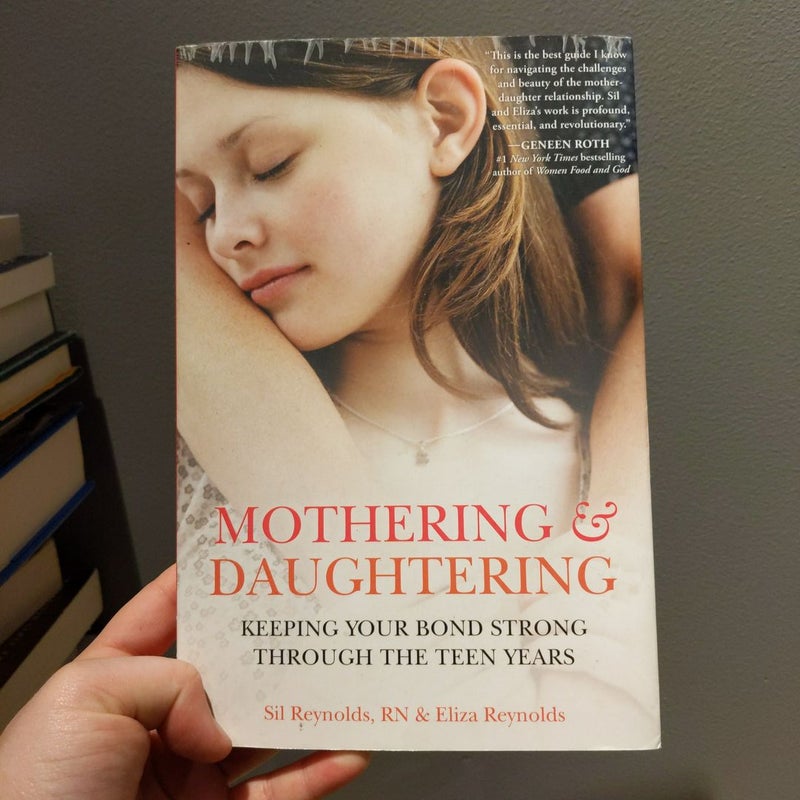 Mothering and Daughtering