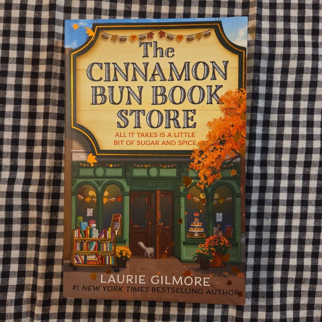 The Cinnamon Bun Book Store (Dream Harbor, Book 2)