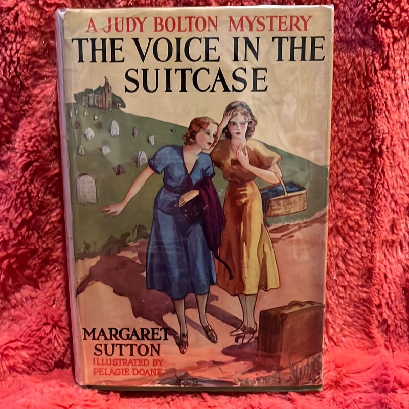 Judy Bolton - The Voice in the Suitcase