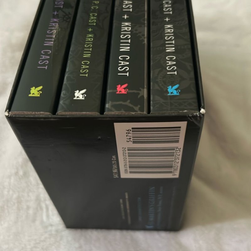 House of Night TP Boxed Set (books 1-4)
