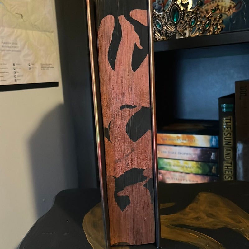 Iron Flame - Painted Book Edges