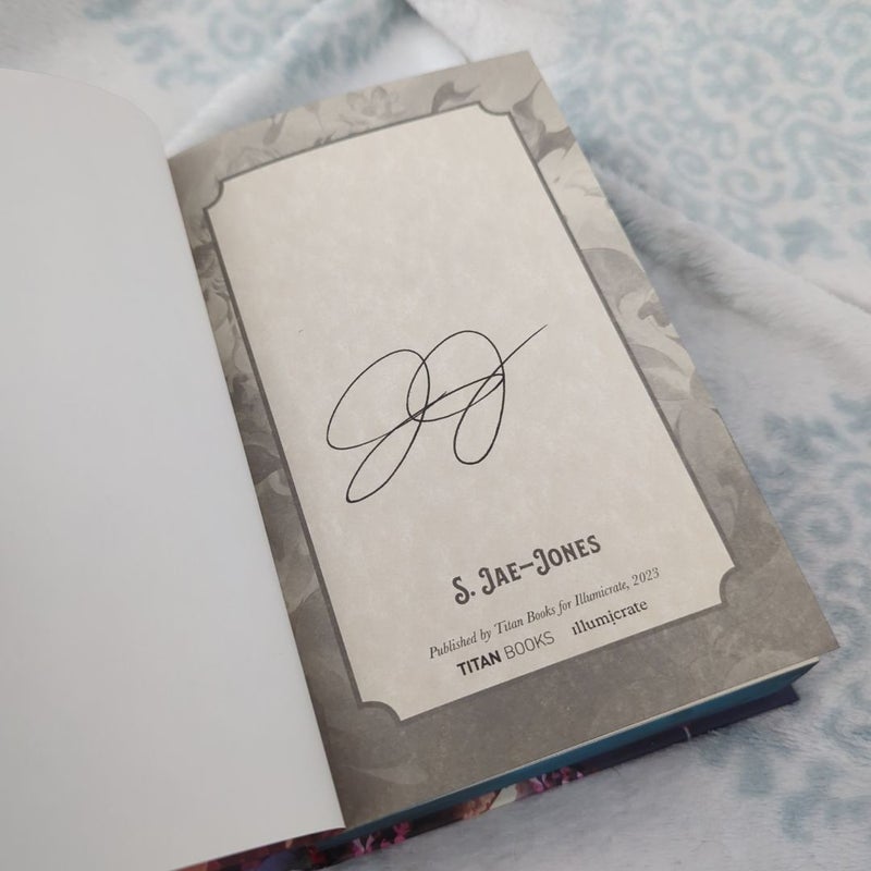 SIGNED ILLUMICRATE Zhara