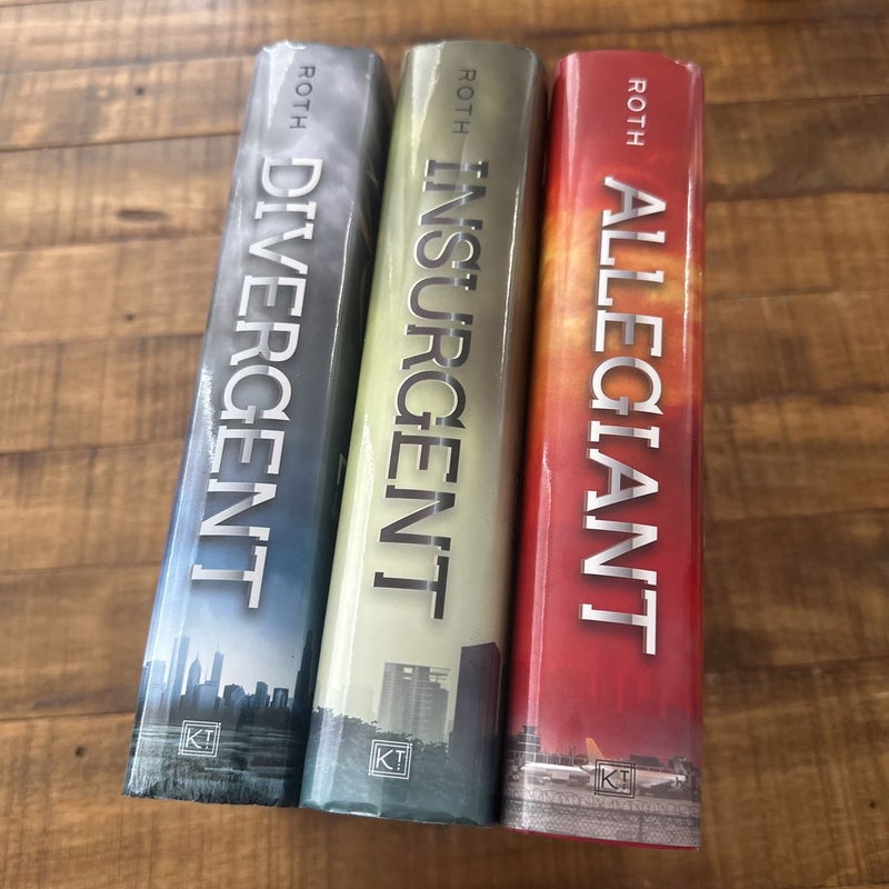 Divergent Trilogy Series 