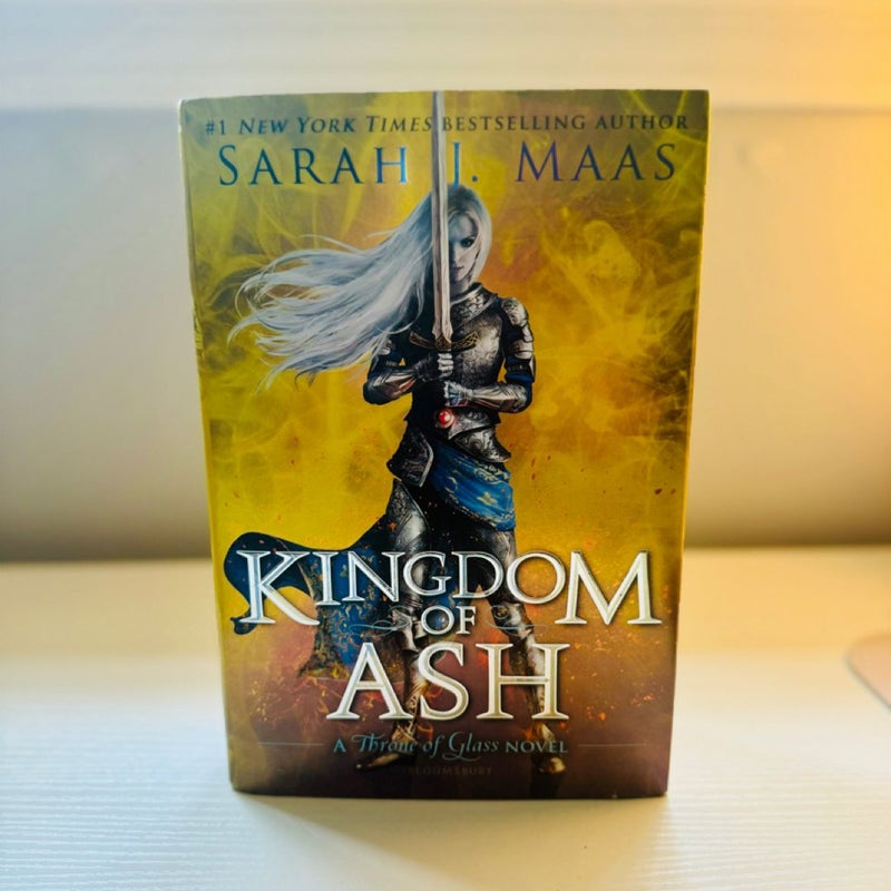 FIRST PRINTING Kingdom of Ash by Sarah J. Maas - Hardcover 2018 Original Cover