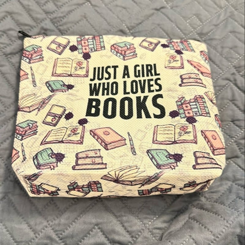 Just a girl who loves books Pouch