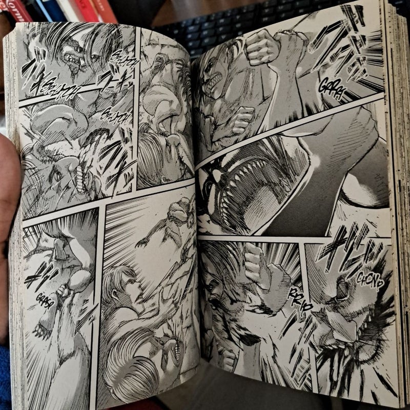 Attack on Titan 10