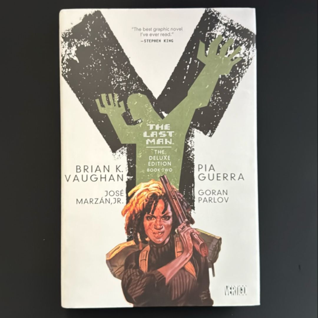 Y: the Last Man: Deluxe Edition Book Two