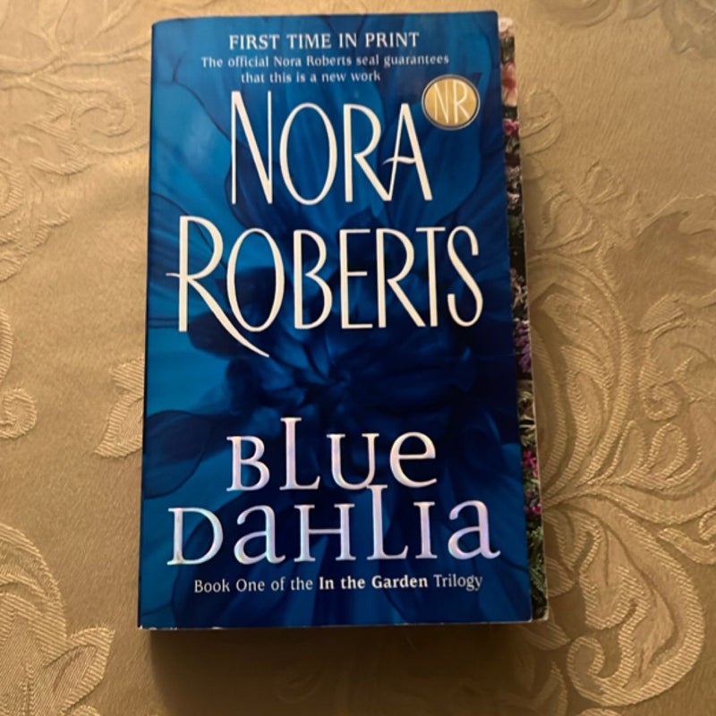Blue Dahlia
