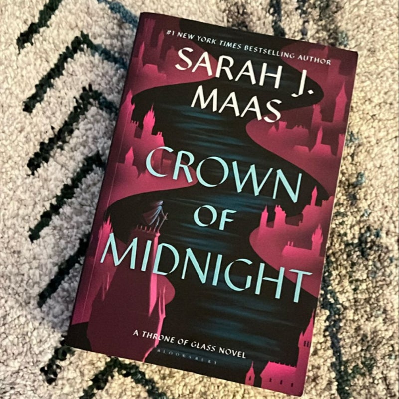 Crown of Midnight