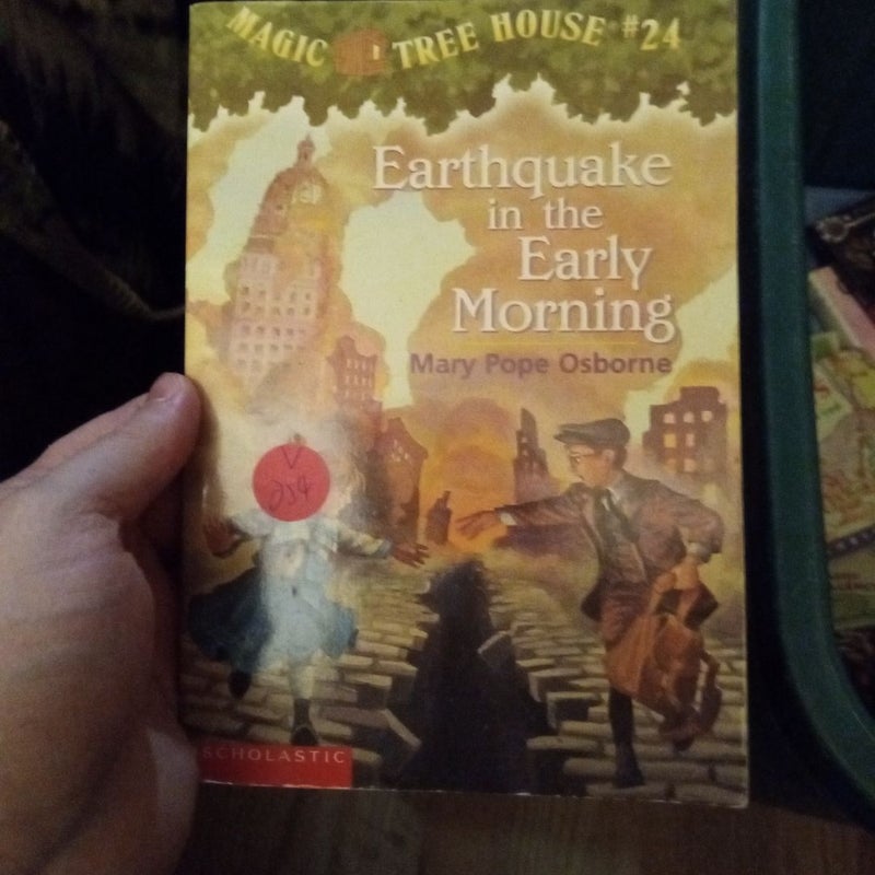 Magic Tree House Earthquake in the Early Morning