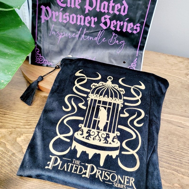 Bookish Box Gild - Plated Prisoner Kindle Bag