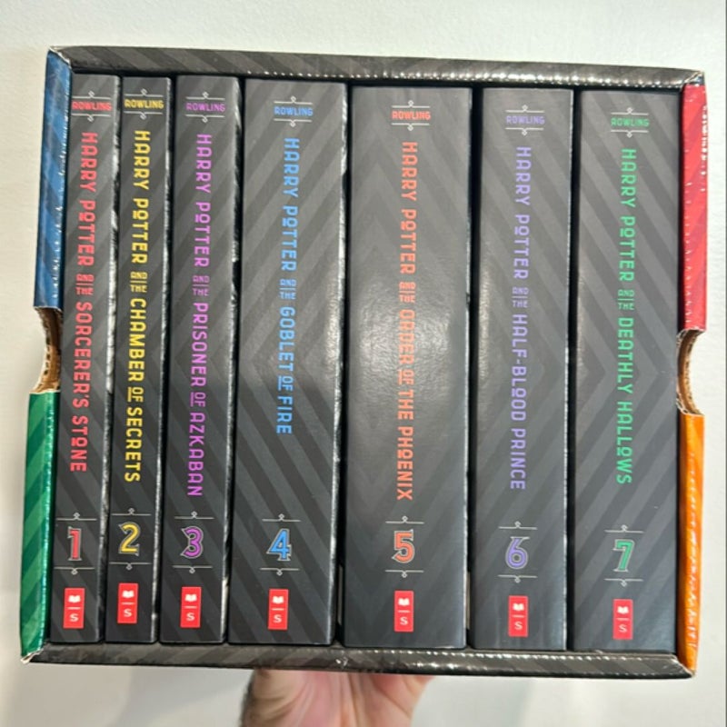 Harry Potter Books 1-7 Special Edition Boxed Set